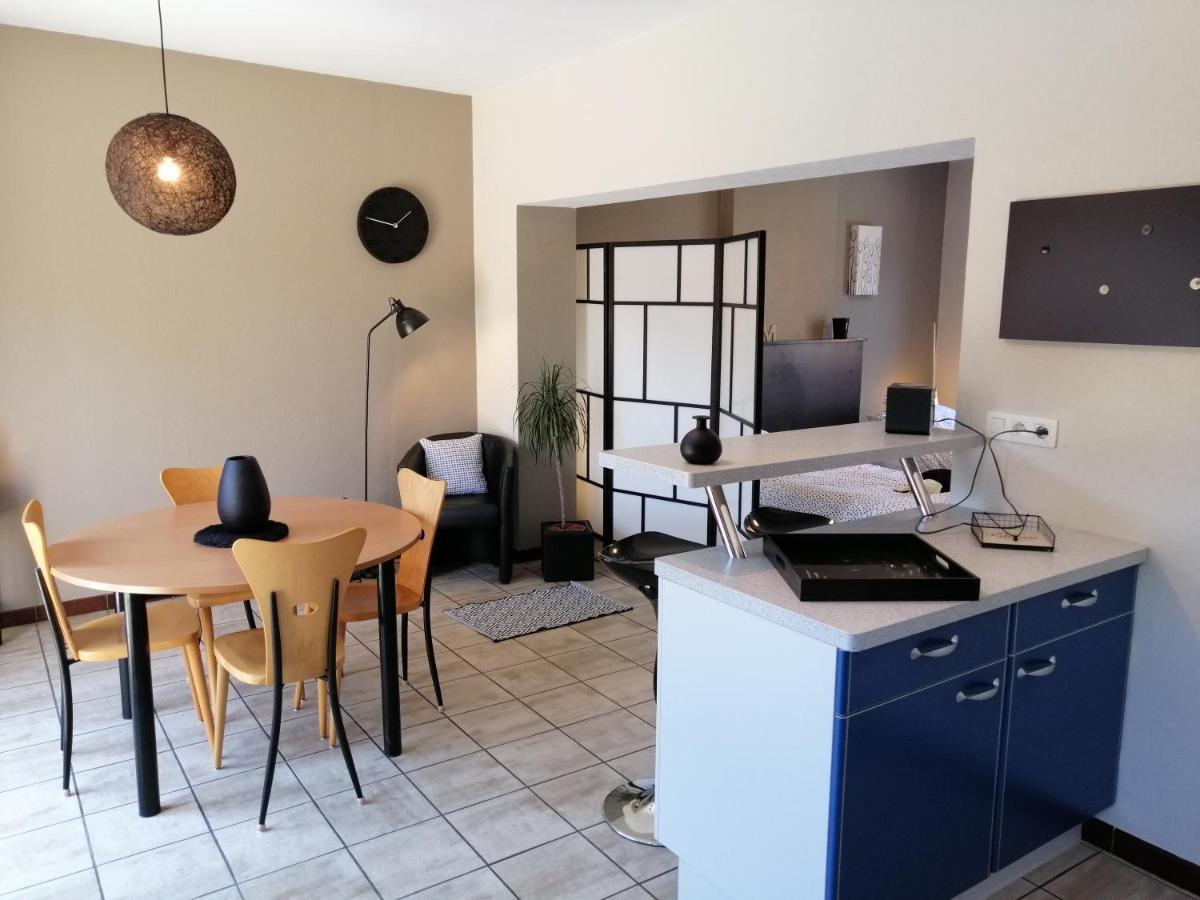 Studio 2 Pers Tourisme Et Business Namur Ngoại thất bức ảnh